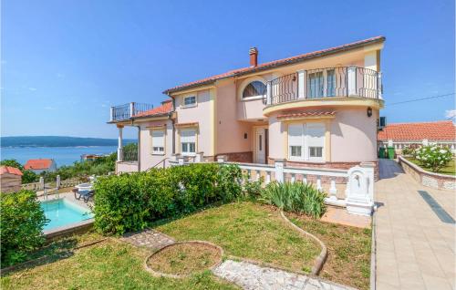 Gorgeous Home In Dramalj