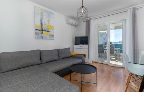 2 Bedroom Awesome Apartment In Dramalj
