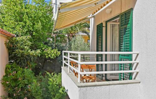 Nice Apartment In Rabac With Wifi