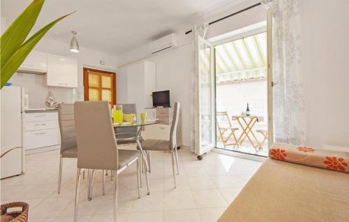 Nice Apartment In Rabac With Wifi