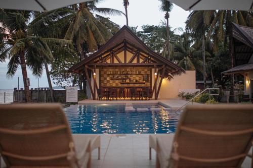 Bazén v ubytování Solaj Dive and Beach Resort Zamboanguita nebo v jeho okolí