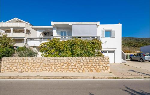 Lovely Apartment In Stara Novalja