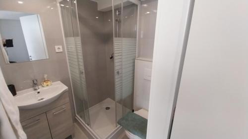 Dorottya's apartment near to Heroes Square 1078 Budapest, 24 Cserhát utca kép - 3