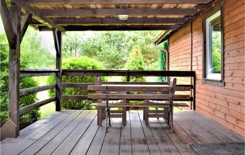 Beautiful Home In Bozepole Krolewskie