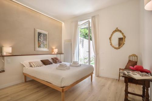 La Piccola Corte - Sweet Dreams in Florence