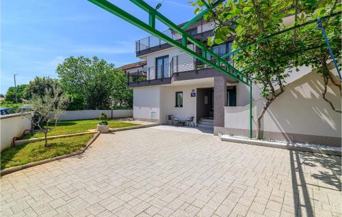 Lovely Apartment In Rovinj With Wifi