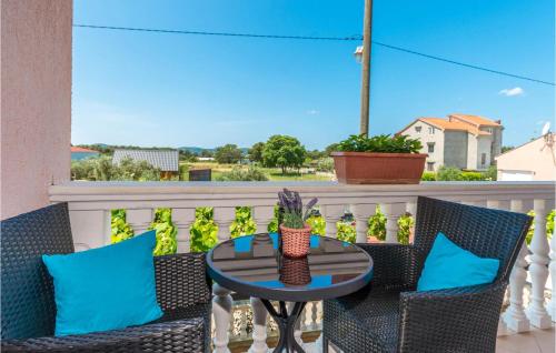 Beautiful Apartment In Biograd Na Moru With Wifi