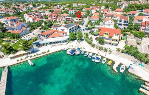 Lovely Home In Brodarica