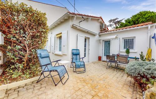 2 Bedroom Gorgeous Home In Royan
