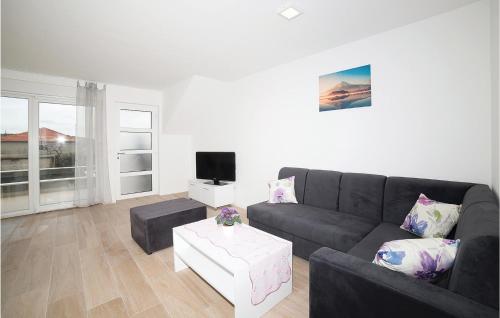 Two-Bedroom Apartment In Trogir