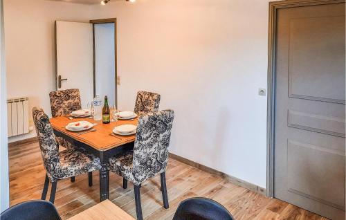 Φωτογραφία από το άλμπουμ του 2 Bedroom Gorgeous Home In Bréhan σε Rohan