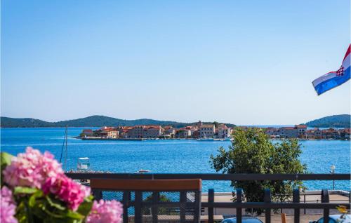 Three-Bedroom Apartment In Sibenik
