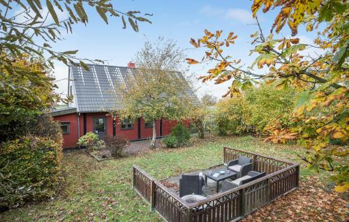 Zahrada ubytování Two-Bedroom Holiday Home In Ostermarie