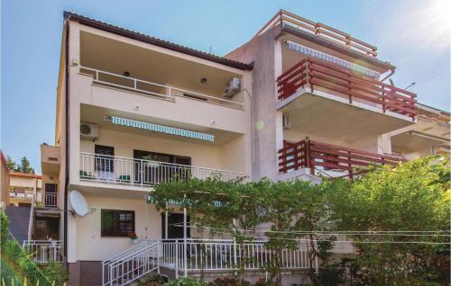 Stunning Apartment In Dramalj With House Sea View