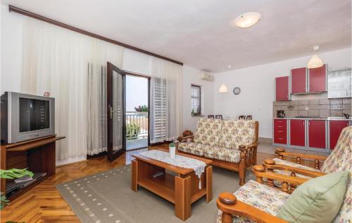 Stunning Apartment In Dramalj With House Sea View