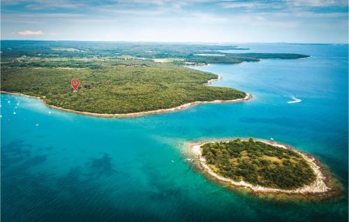 2 Bedroom Beach Front Home In Rovinj