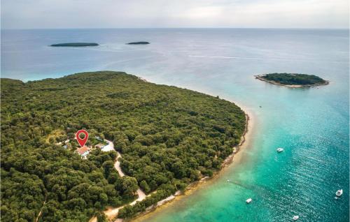 2 Bedroom Beach Front Home In Rovinj
