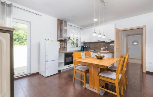 Stunning Home In Pula