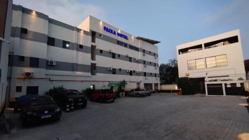 Bangunan di mana terletaknya hotel