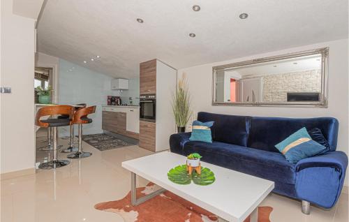 Awesome Home In Vodice