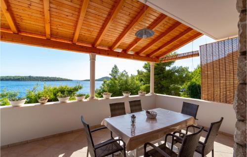 Holiday Home Prizba Bb