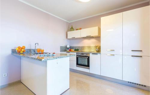Φωτογραφία από το άλμπουμ του Gorgeous Home In Praputnjak σε Praputnjak