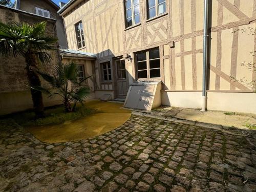 L'escale de la Cité du Vitrail