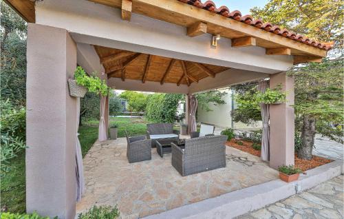 Holiday Home Kastel Kambelovac 11
