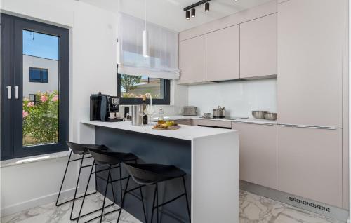 Amazing Apartment In Malinska