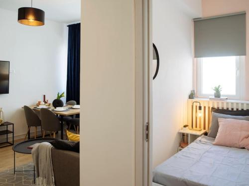 Ένα ή περισσότερα κρεβάτια σε δωμάτιο στο Sky Penthouse - University Square