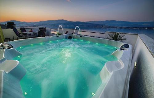 Cozy Apartment In Trogir With Sauna
