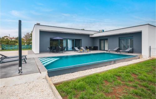 Awesome Home In Zminj With Wifi