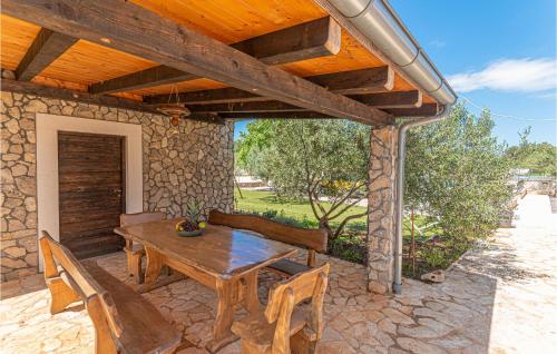 Lovely Home In Vodice With Wifi