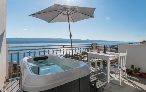 Three-Bedroom Holiday Home In Stanici