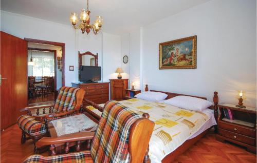 Lovely Apartment In Lovran With Wifi