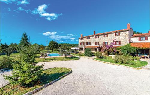 6 Bedroom Lovely Home In Liznjan