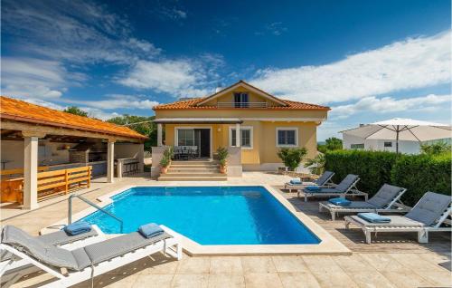 Πισίνα στο ή κοντά στο Villa Krase