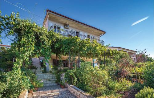 Amazing Apartment In Novi Vinodolski