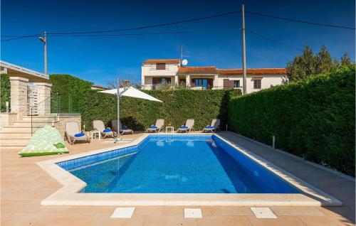 Πισίνα στο ή κοντά στο Villa Anabel