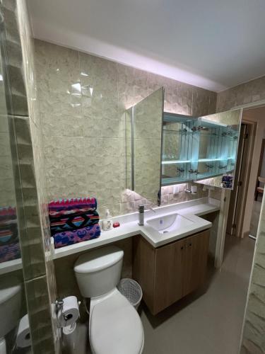 Ванная комната в Frente al mar, Boca grande APT1105