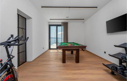 Pet Friendly Home In Omis With Sauna