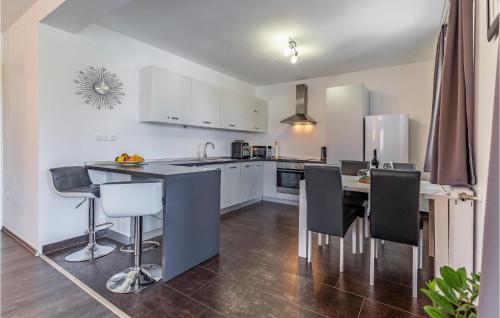 Pet Friendly Home In Pula