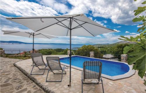 Nice Apartment In Klenovica