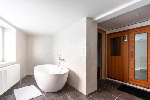 Un baño de Maro Appartments