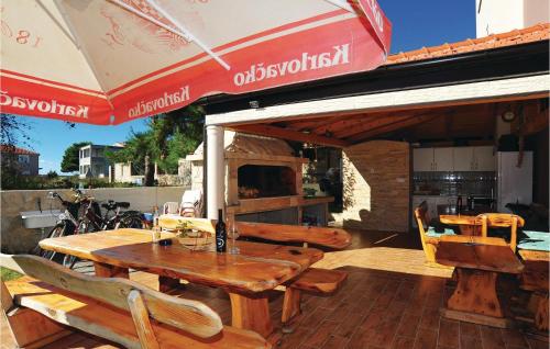 Gorgeous Apartment In Bibinje