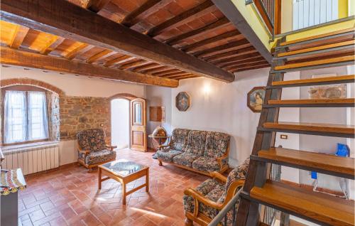 Gallery image of 2 Bedroom Beautiful Home In Marliana in Marliana