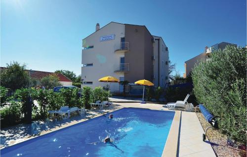 Gorgeous Apartment In Bibinje