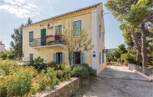 Apartment Makarska Lxxxi