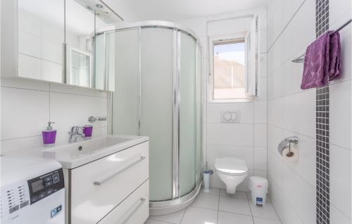 Nice Apartment In Malinska With Wifi