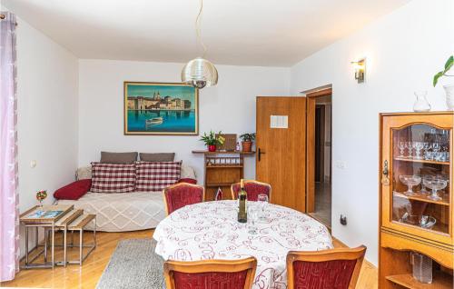 Apartment Put Lokvice I